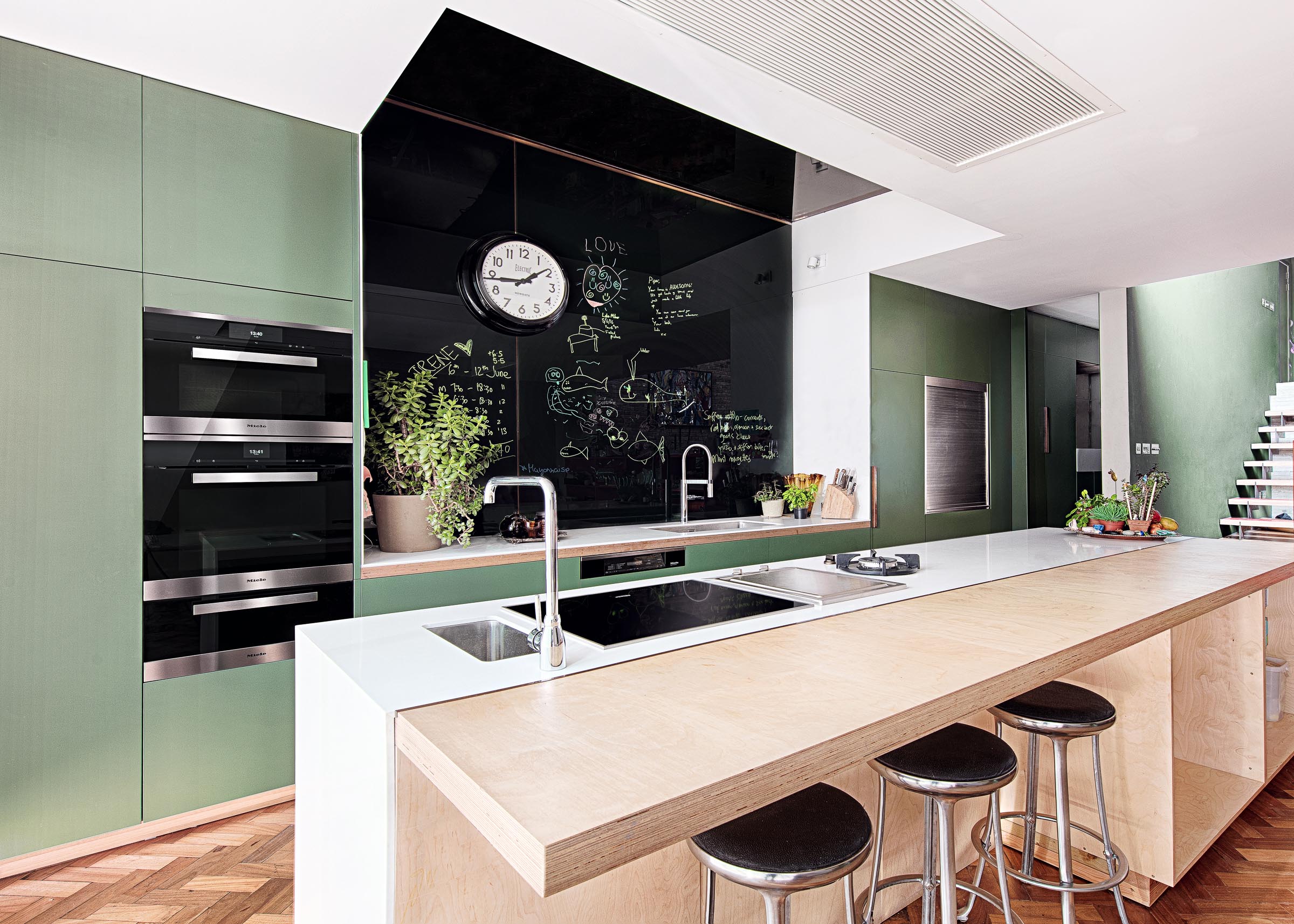 narrow kitchen diner design