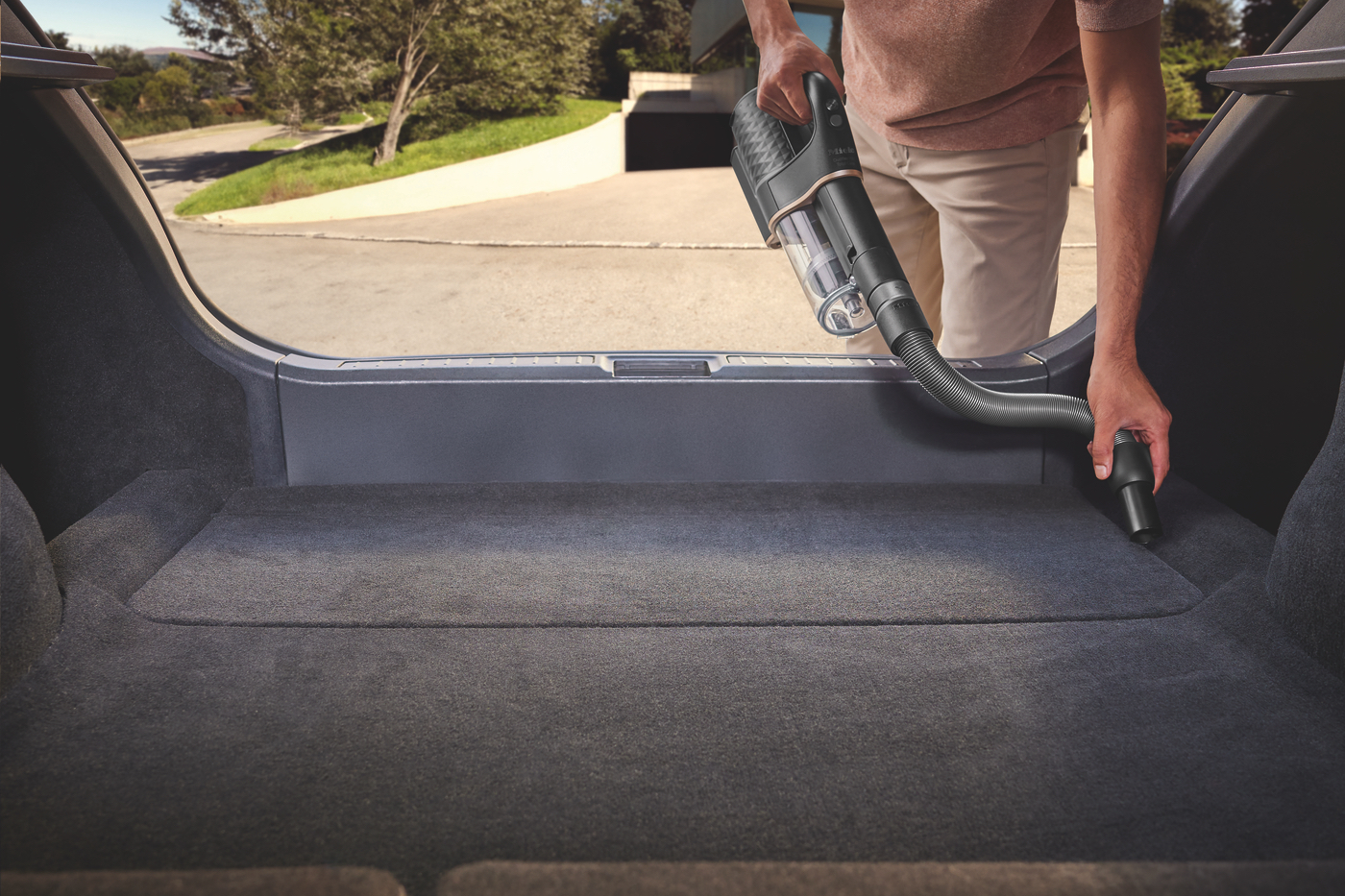 Choosing a Vacuum - Miele Car